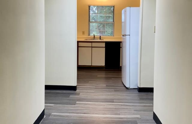 3802 Lexington Dr. Gallery 3