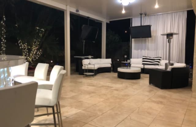 6112 E Paseo Rio Verde - 6112 East Paseo Rio Verde, Anaheim, CA 92807
