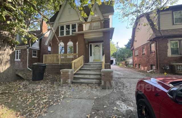 3626 Courville St photos photos
