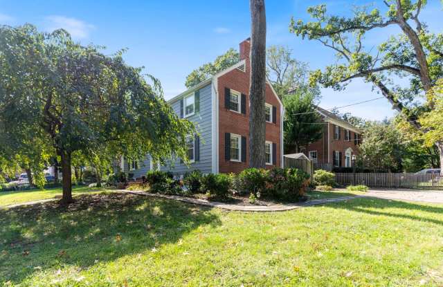 Charming Alexandria Home with Convenient Location Gallery 4