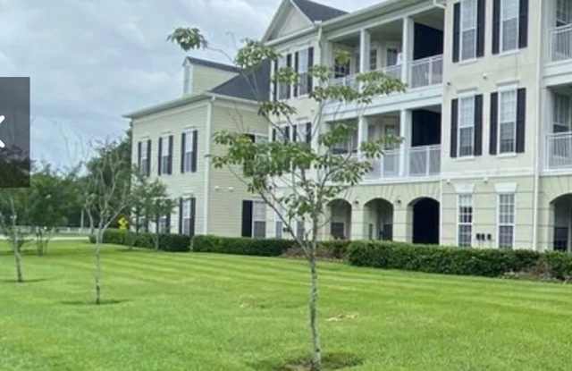 280 Celebration Blvd, Unit 27307, Celebration, FL 34747 2 bedroom 1 bath plus den Gallery 1