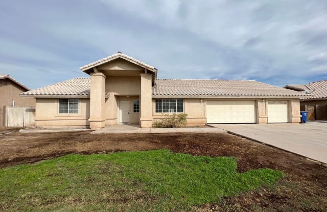 3512 W. 27th Ln. - 3512 West 27th Lane, Yuma, AZ 85364