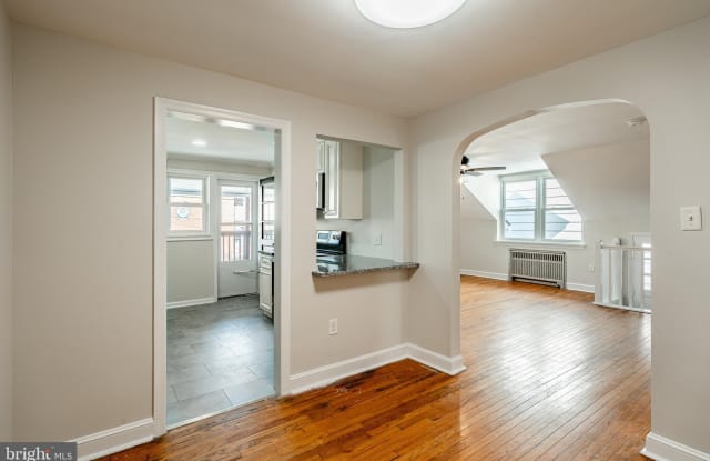 222 3RD AVENUE - 222 3rd Avenue, Phoenixville, PA 19460