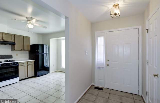 1027 HIGGINS WAY Gallery 3