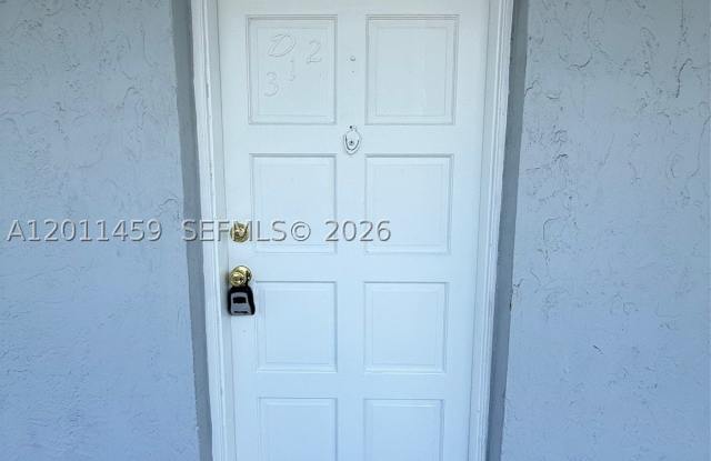 1755 W 60th St Gallery 3