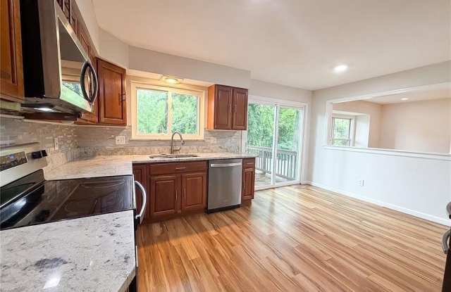 207 Renaldo Drive photos photos