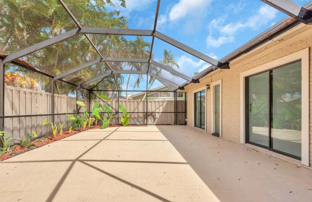 5524 Eagle Lake Drive Gallery 2