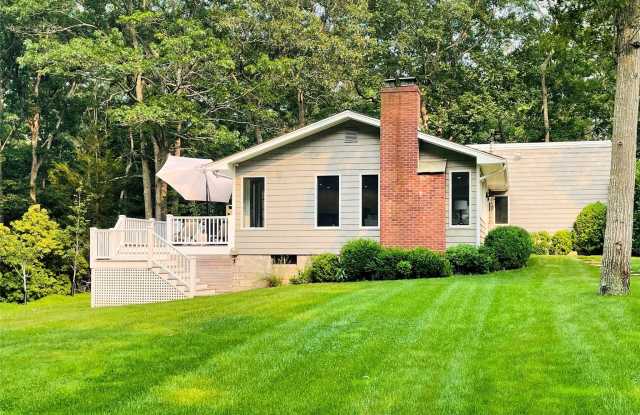 129 Woodbine Drive photos photos