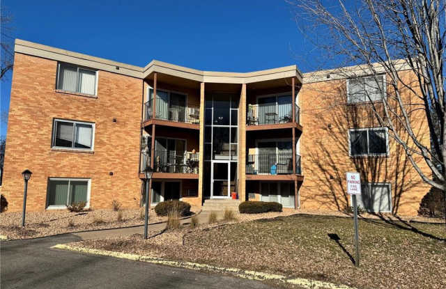 9141 Highway 55 - 9141 Highway 55, Golden Valley, MN 55427