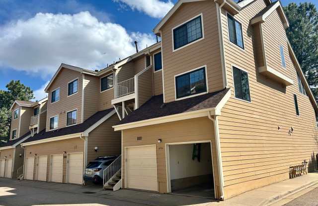 2 Bedroom Condo with Attached Garage in Gunbarrel photos photos