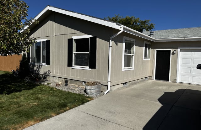 1507 Erin Way Gallery 3
