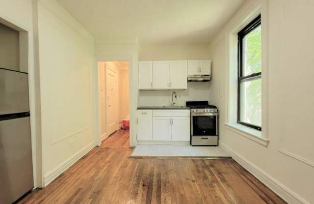 25-21 31st Ave photos photos