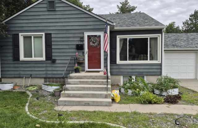 2519 Glenwood Ln Gallery 1