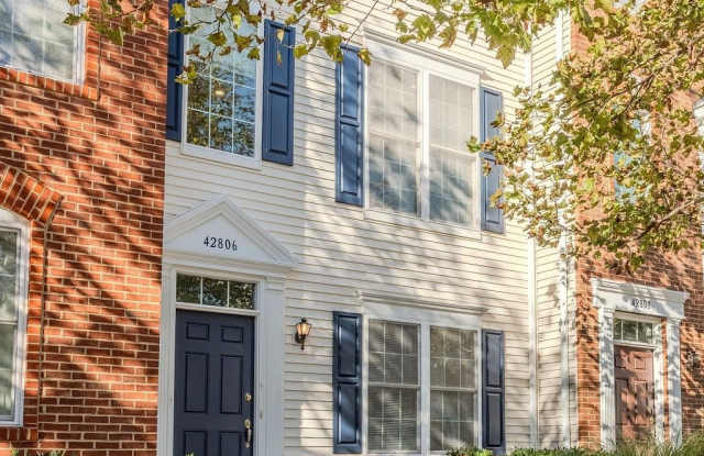 42806 SMALLWOOD Terrace - 42806 Smallwood Terrace, South Riding, VA 20152