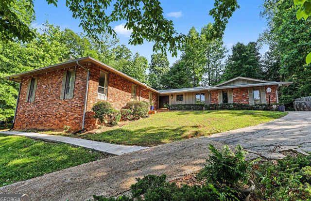 3084 Green Valley Drive Gallery 2