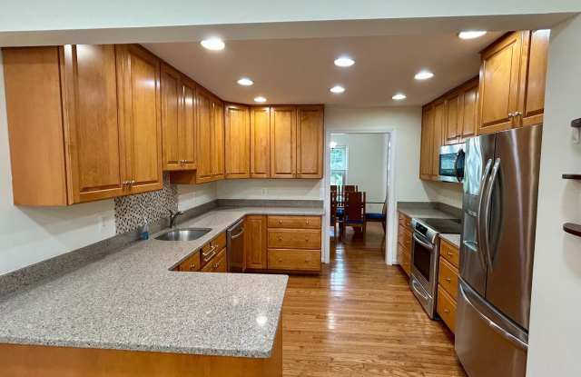 5916 DORCHESTER WAY photos photos