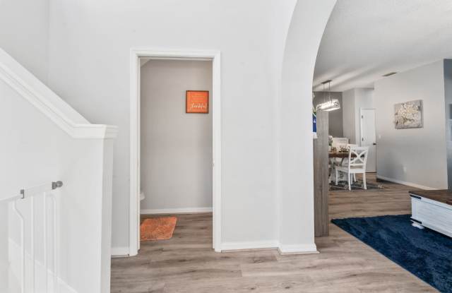 5340 Brighton Park Lane - 1 photos photos