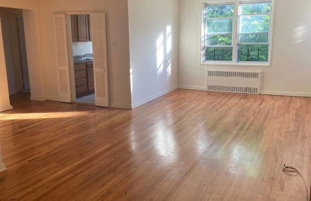 57-02 woodside ave, #424 - 57-02 Woodside Avenue, Queens, NY 11377
