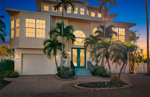 3020 GULF OF MEXICO DRIVE photos photos