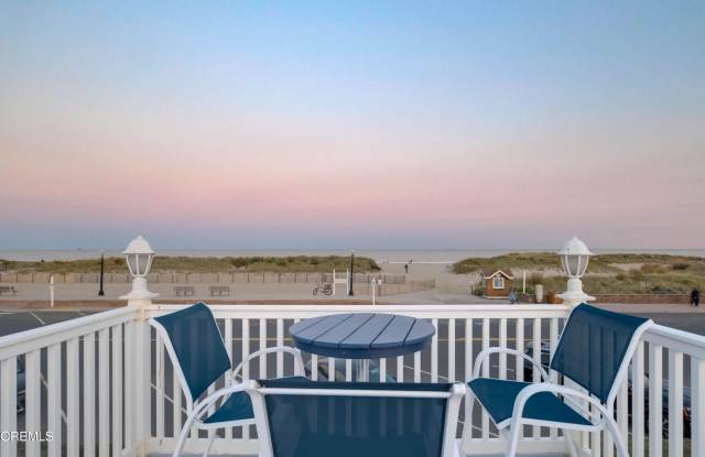 100 Ocean Avenue N photos photos