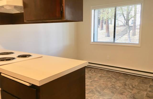 10311 East 14th Avenue - C13 Gallery 4