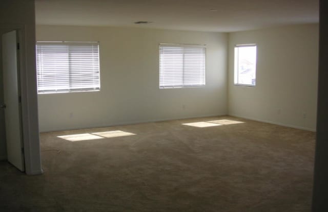 23781 W La Vista Dr Gallery 3