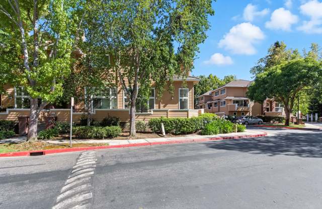 553 Mill River Ln Gallery 3