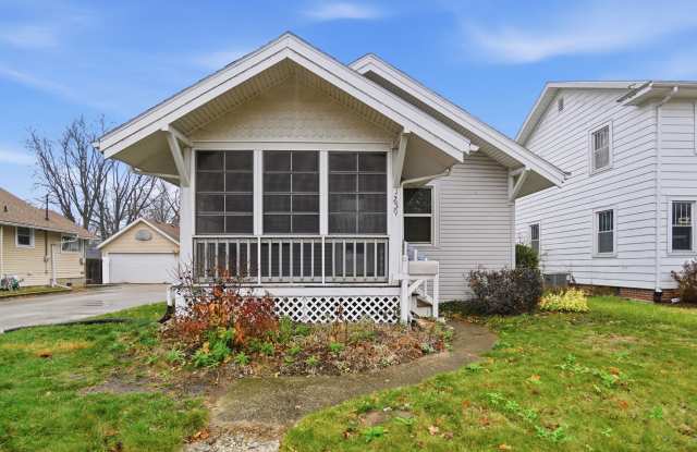 1239 Charlotte Avenue Gallery 2