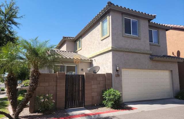 3 Bedroom, 2.5 Bathroom Home Available Now Gallery 3