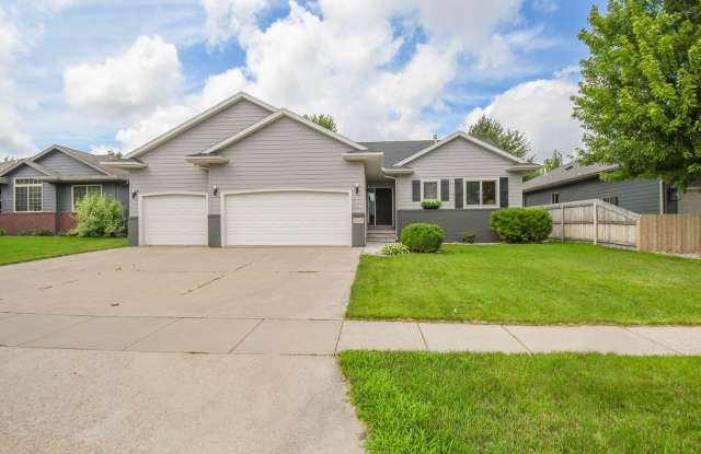 Fully Renovated Ranch with Modern Upgrades  Move-In Ready Charm! - 5109 Manchester Court, Sioux Falls, SD 57108