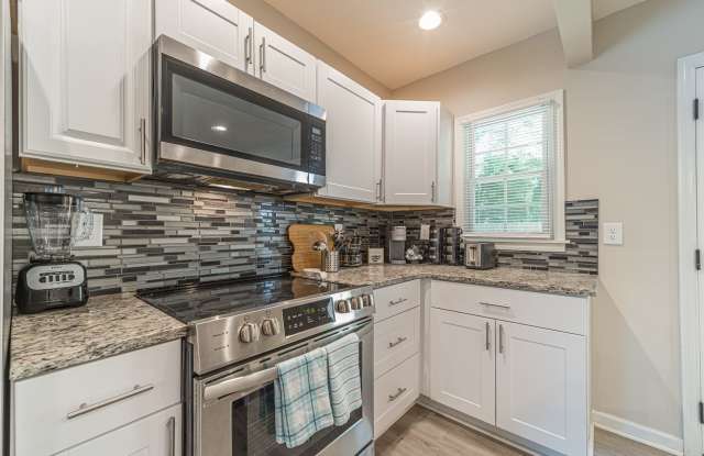 2390 Brackett Road photos photos