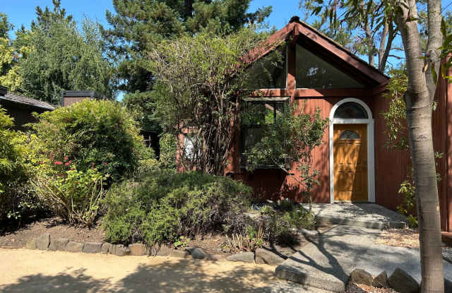 Remodeled 3-Bedroom Home in the Heart of Mountain View! OPEN HOUSE: Wednesday (6/25) from 5:00 PM to 5:30 PM photos photos