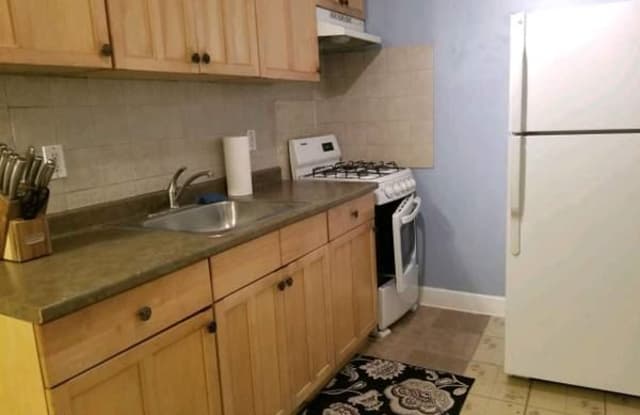 39 Kossuth St - 39 Kossuth Street, Newark, NJ 07105
