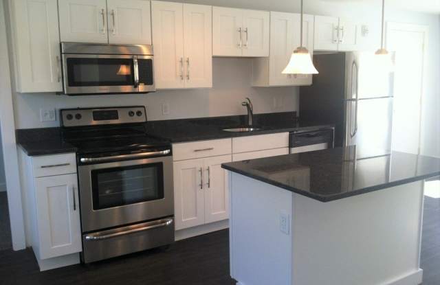 158 Main Street 2 photos photos