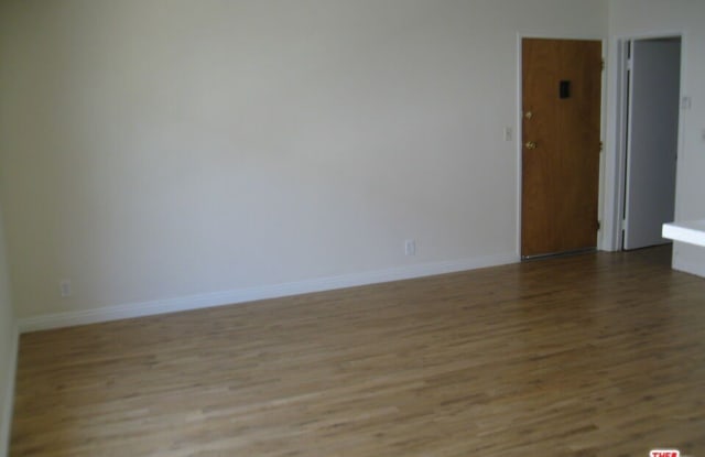 1137 Wilcox Pl Gallery 4