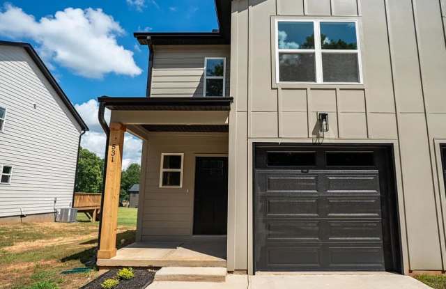 535 South Brady Avenue - 1 Gallery 3