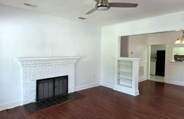1752 4TH Street Gallery 2