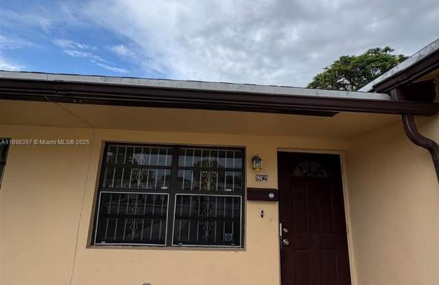 19121 NW 34th Ct photos photos