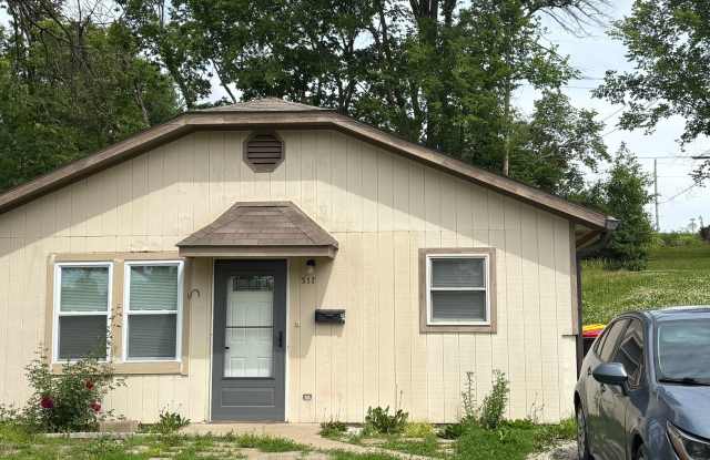 Delightful 2 Bedroom Bungalow Home-317 Woods photos photos Delightful 2 Bedroom Bungalow Home-317 Woods photos photos