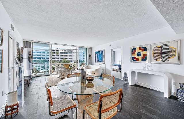 2760 S Ocean Boulevard Gallery 2