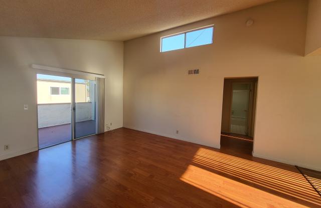 7851 Mac Donald Drive Gallery 3