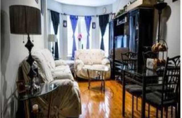 2324 West Arthur Avenue Gallery 2