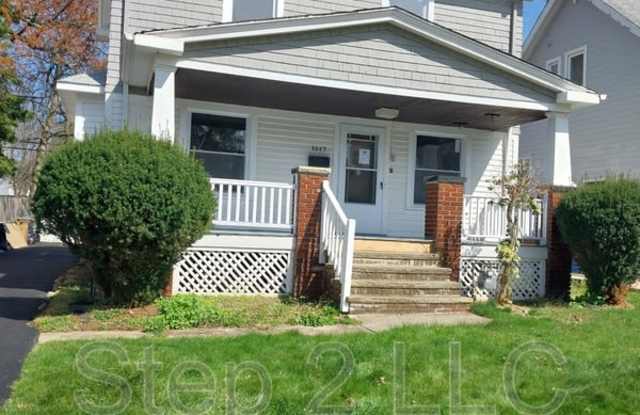 1047 Quilliams Road photos photos