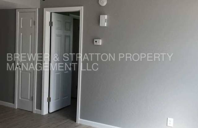 854 North Stapley Drive Gallery 2