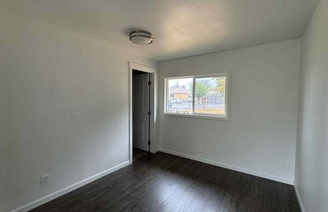 6147 South 124th Street - 6147 South 124th Street, Bryn Mawr-Skyway, WA 98178