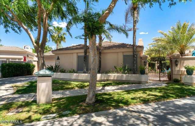 7799 E OAKSHORE Drive Gallery 1