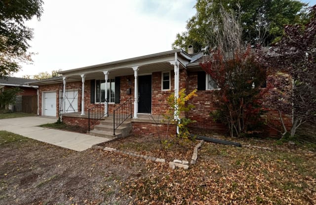 9627 Village Dr. - 9627 Village Drive, The Village, OK 73120