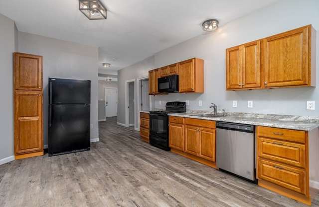 176 Blossom St. unit: 1 photos photos