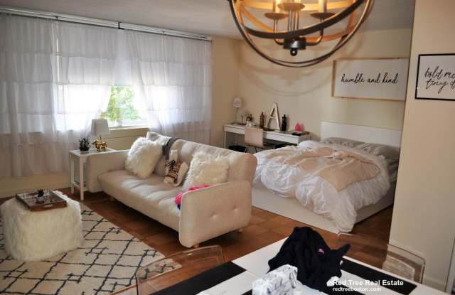 101 Monmouth Street - 101 Monmouth Street, Brookline, MA 02446 101 Monmouth Street - 101 Monmouth Street, Brookline, MA 02446