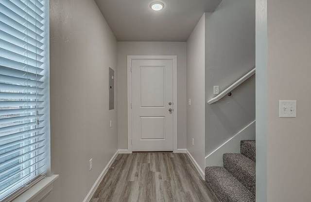 12002 Rhya Ln Gallery 3
